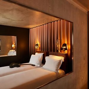 Medium Kamer met Twee Aparte Bedden